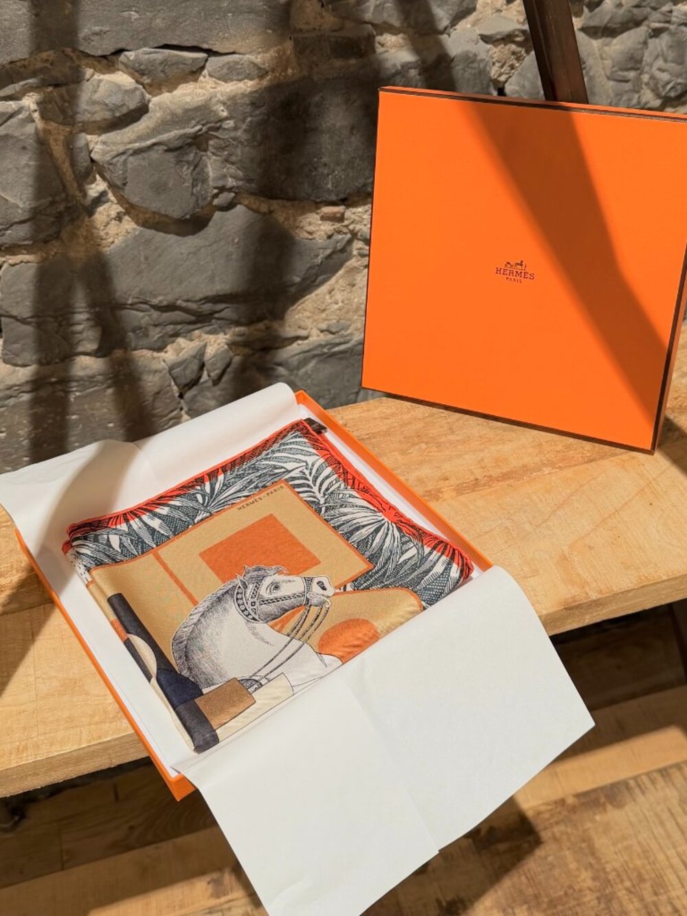 Hermès Cavalier En Formes Beige Orange Gavroche 45 Silk Square Scarf
